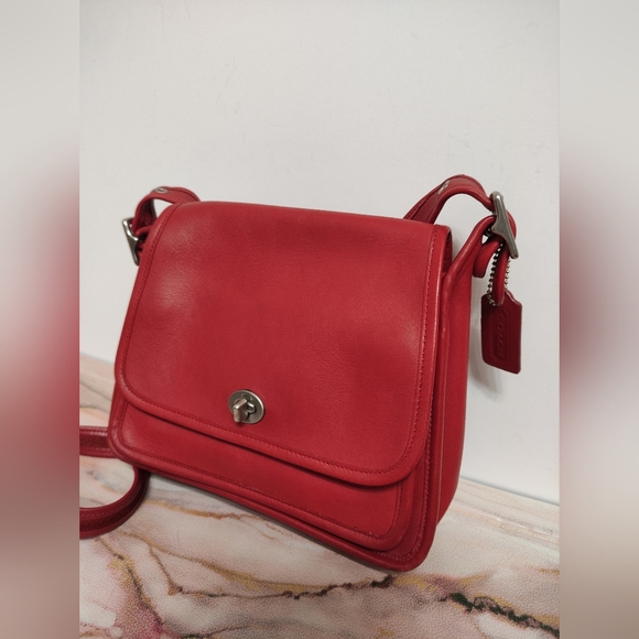 Vintage Coach Rambler's Legacy 9061 Red Nickel Hardware - Picture 3 of 16